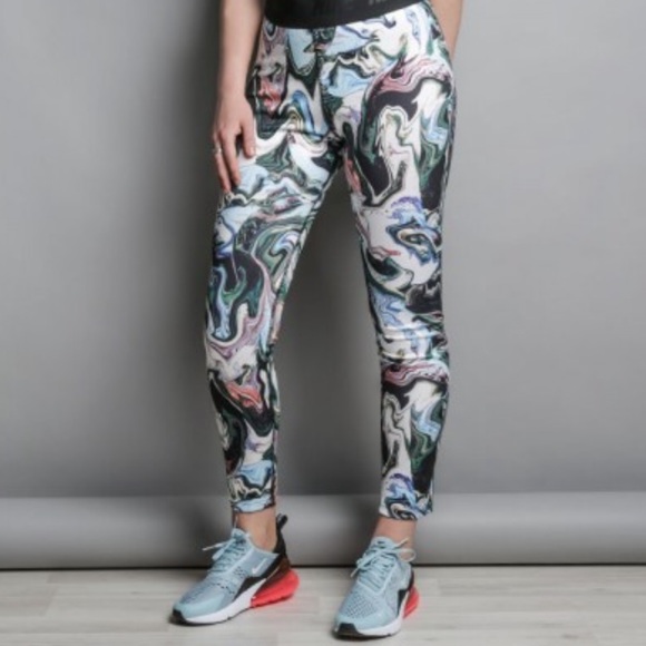 NWT Nike Marble leggings - Picture 4 of 6